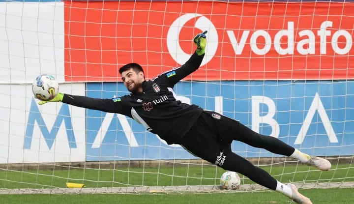 Beşiktaş'tan Ersin Destanoğlu paylaşımı!