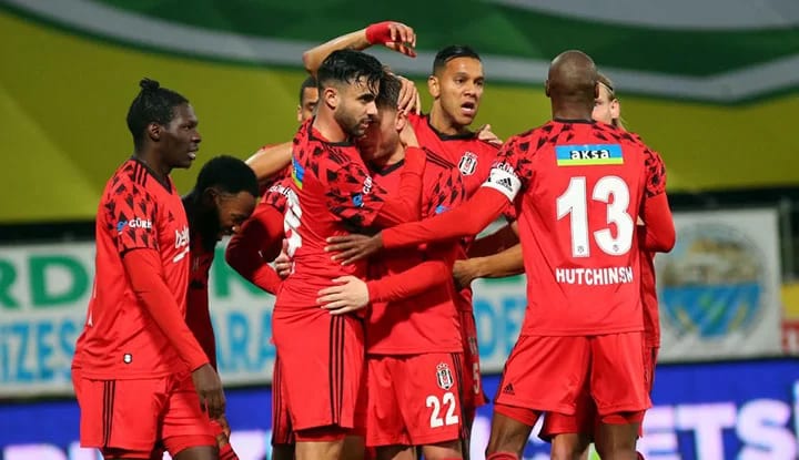 Beşiktaş'tan Rize'de kritik 3 puan!