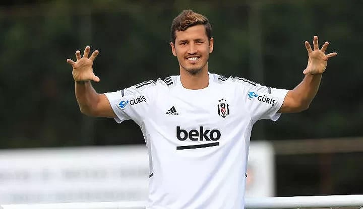 Beşiktaş'tan son dakika Salih Uçan açıklaması!