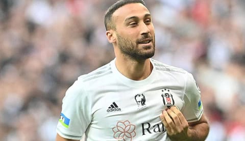 Beşiktaş'tan yıldız oyuncusu için karar!