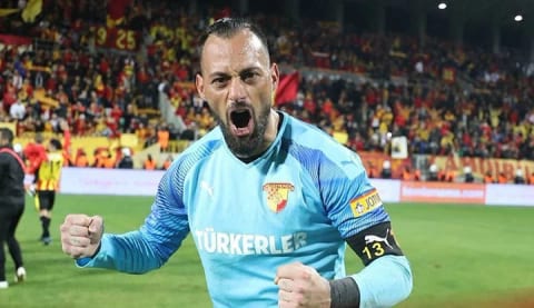 Beto'dan Beşiktaş ve Galatasaray cevabı!