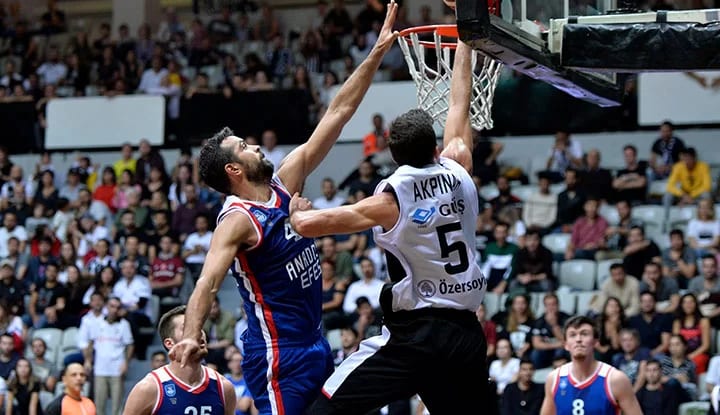 Beşiktaş Sompo Sigorta, evinde Anadolu Efes'e mağlup!