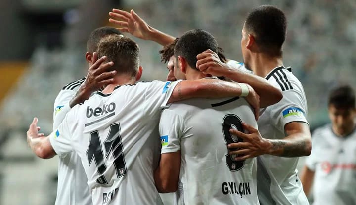 "Bir gerçek var ki; Beşiktaş'ın futbolcusu olamaz"