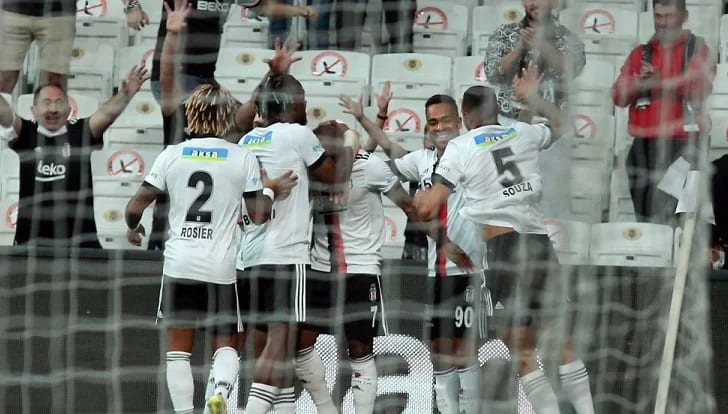 "Böyle oynayan her takım alkışlanır"