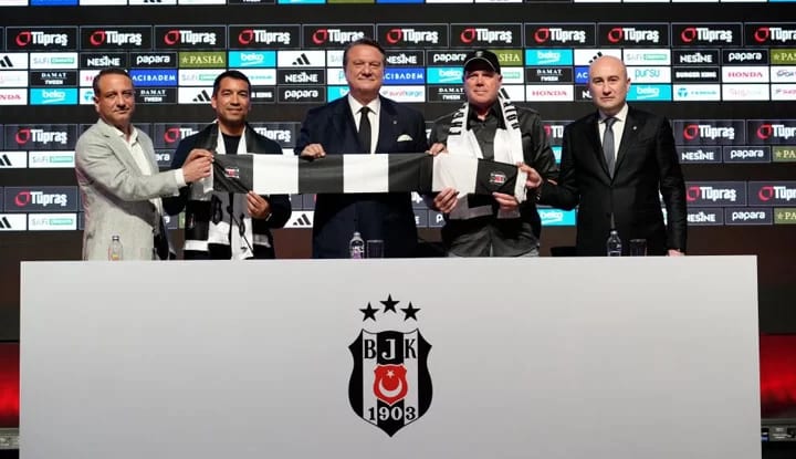 Brad Friedel'den açıklamalar! "Beşiktaş ailesini güçlendirmeye geldim"