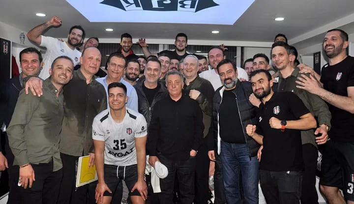 "Bu başarının Türk sporu için bir mesaj olduğunu düşünüyorum"