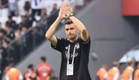 Burak Yılmaz, derbide savunmada yer alacak isimleri seçti!