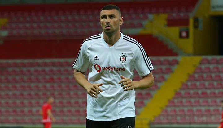 Burak Yılmaz, Lung'u tebrik etti!