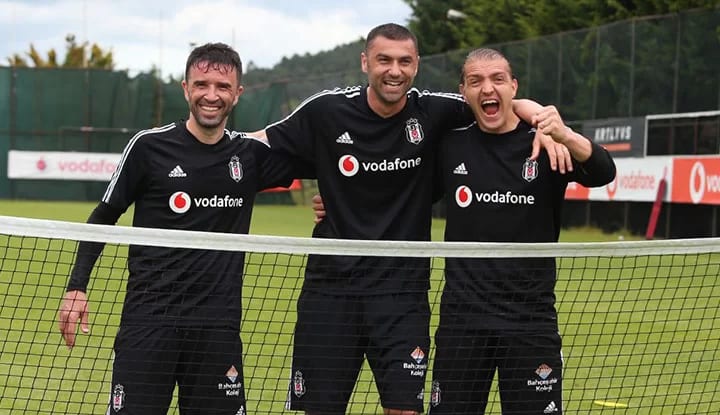 Burak Yılmaz, noktayı koydu! Gökhan Gönül ve Caner Erkin...