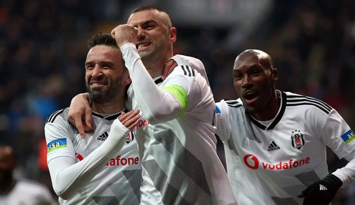 Beşiktaş ile Trabzonspor arasında Burak Yılmaz krizi! İşte detaylar...