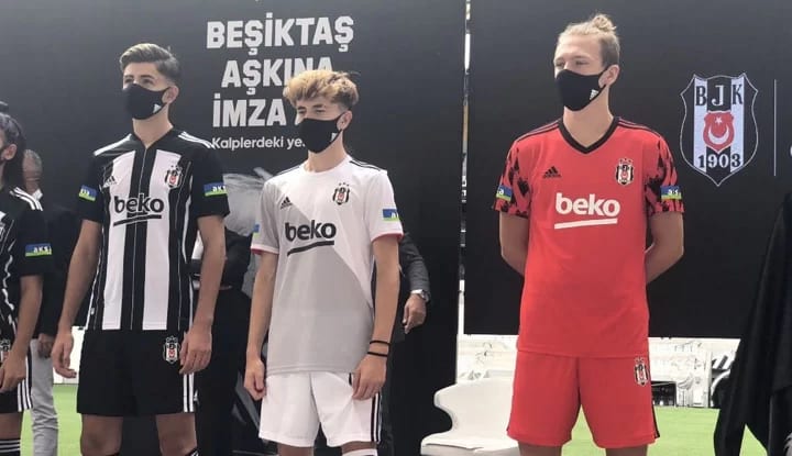 SON DAKİKA! İşte Beşiktaş'ın yeni sezon formaları!