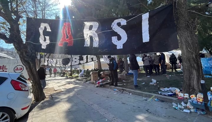 Çarşı deprem bölgesinde! İşte o kareler!