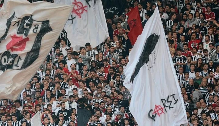 Çarşı'dan TFF'ye sert tepki! "Duruma göre değiştirebiliyormuşsun!"