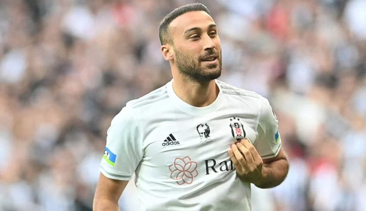 Cenk Tosun'dan açıklamalar! "Perşembe oynayacağımız maçı düşünmek istiyoruz"