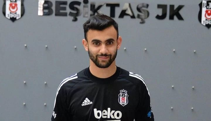 Cezayir basını, Ghezzal'a gelen 3 teklifi ve rakamları açıkladı!