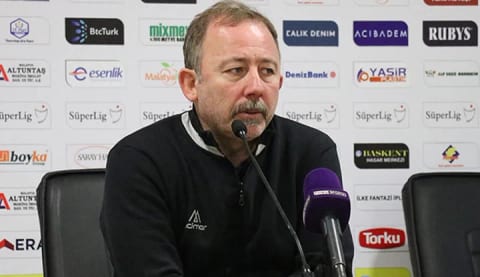 Sergen Yalçın'dan Beşiktaş açıklaması!