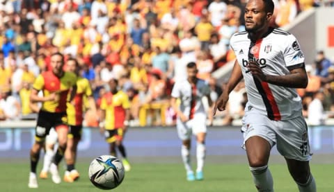Cyle Larin, Beşiktaş'a veda etti!