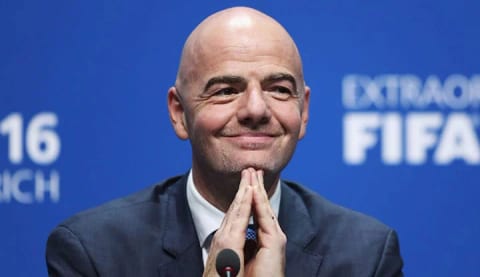 Infantino'dan oyuncu sözleşmeleri hakkında açıklama