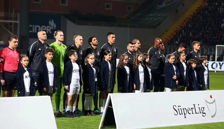 Beşiktaş ve Sivasspor'un Avrupa'da 3 rakibi var!