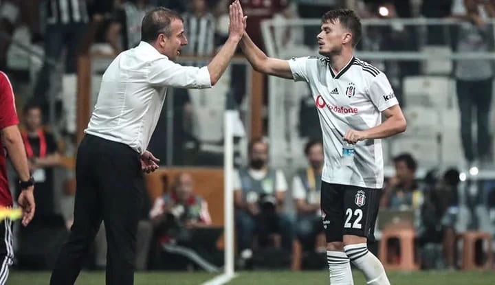 Adem'den zemin eleştirisi! "İnanılmaz bozuk bir zeminde oynadık"