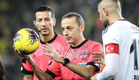 Beşiktaş, derbide mağlup!