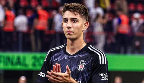 Demir Ege formayı unuttu!