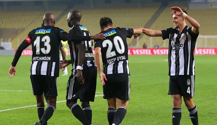 Derbi öncesi flaş yorum! "10-12 puan fark atar, Nisan sonu gibi lig muhtemelen biter"