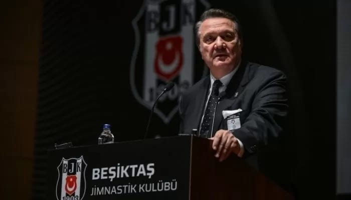Derbi sonrası protokol tribünü karıştı! Hasan Arat’tan sert sözler!