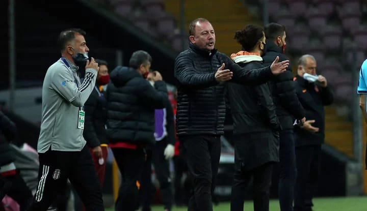 Derbi sonu Sergen Yalçın'a Galatasaraylı isimden büyük terbiyesizlik! İşte skandal sözler...