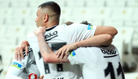 Derbide zafer Beşiktaş'ın!