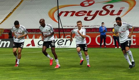 "Doğru bir üçlü değil"