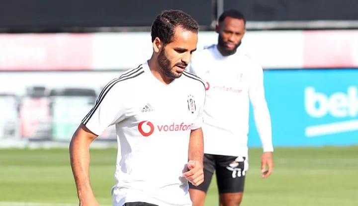 Douglas'a Süper Lig'den iki talip!