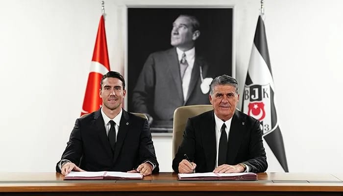 Dusan Vlahovic resmen Beşiktaş’ta!
