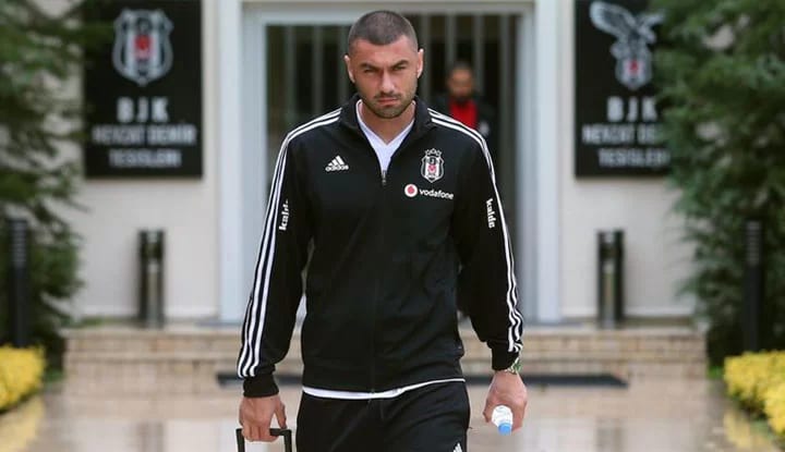 Beşiktaş'ta Burak Yılmaz, kadroya alınması için ısrar etti!