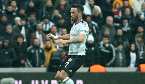 Gökhan Gönül, iddialara noktayı koydu! Hakeme 'Penaltı' dedi mi? İşte yaptığı açıklama...