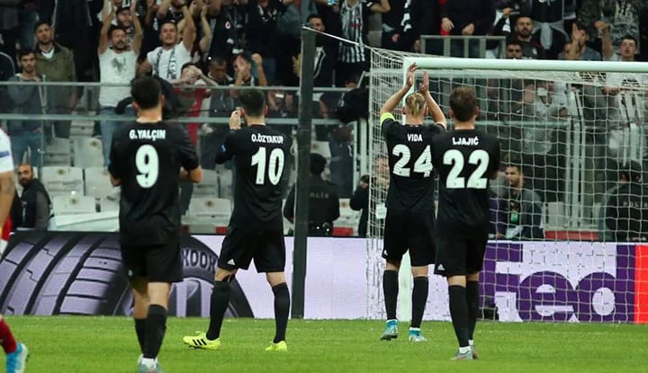"Adam sahada ruh gibi geziniyor, başka biri mi yok?"