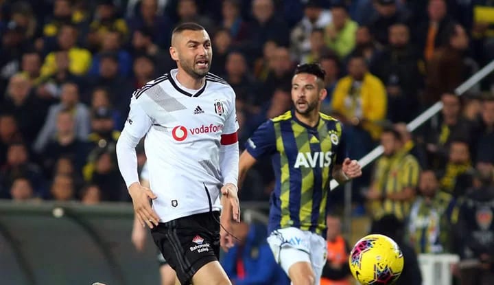 Burak Yılmaz'dan 4. hakeme flaş tepki! İşte o sözler...