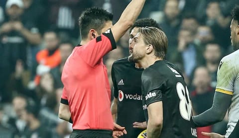 Beşiktaş'ta Caner Erkin'e ceza!