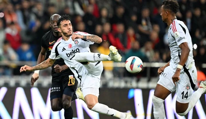 Emirhan Topçu'dan açıklamalar! "Amacımız gol yememek"