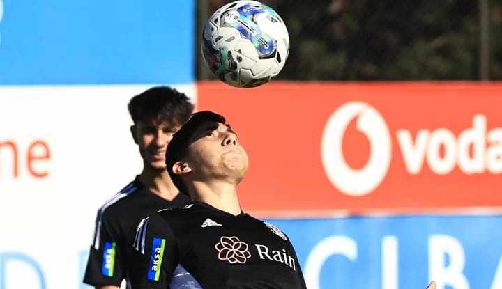 Emirhan transferine taraftar tepkili! Cevap bekleyen 5 kritik soru!