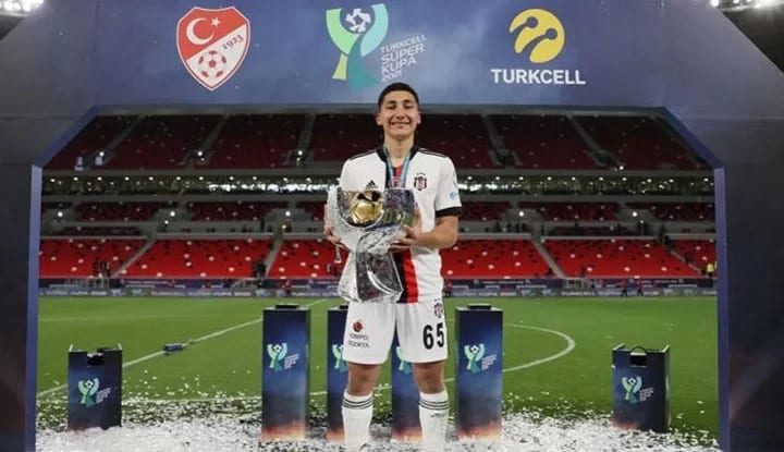 Emirhan'dan flaş açıklamalar! "Özellikle Pjanic ile vakit geçirmeye çalışıyordum çünkü..."