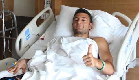 Emrecan Uzunhan ameliyat oldu!