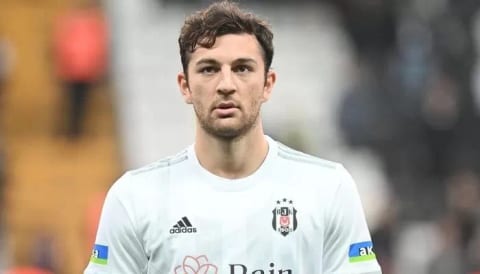 Emrecan Uzunhan resmen Antalyaspor'da!