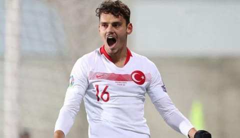 Enes Ünal'dan canlı yayında Beşiktaş sözleri!