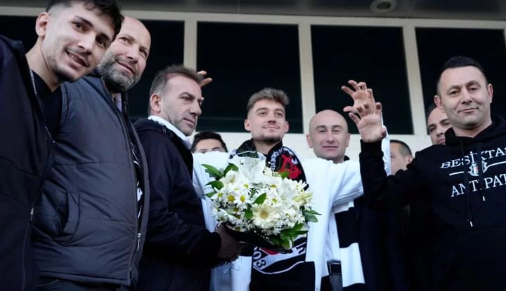 Ernest Muçi, Beşiktaş’ta tarihe geçti!