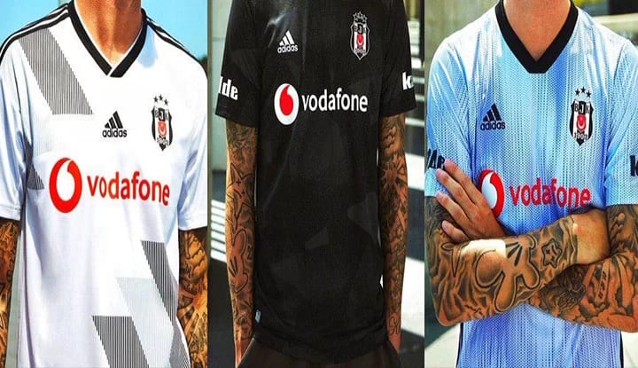 Beşiktaş, sezonu hangi formayla açacak?