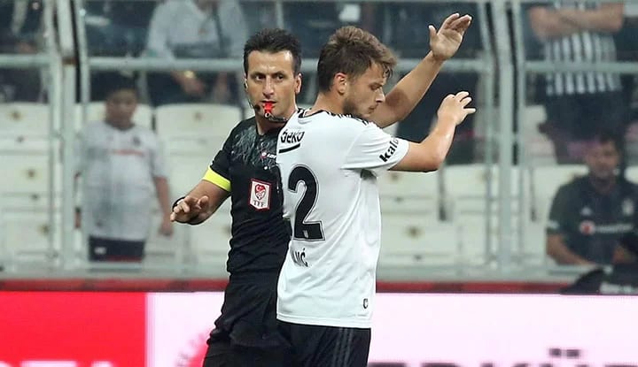Beşiktaş'ta Ljajic'in öfkesi maç sonu da devam etti! İşte detaylar...