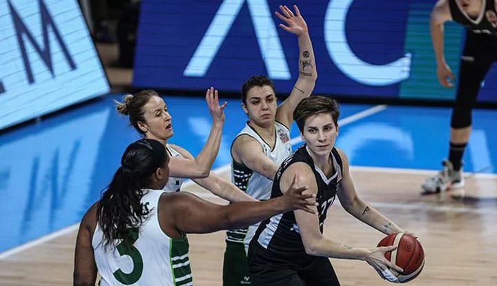 Beşiktaş TRC İnşaat yarı finale yükseldi!