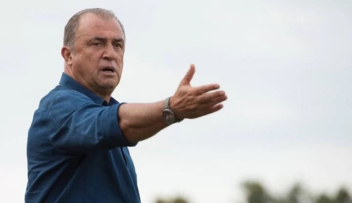 Fatih Terim'den Ahmet Nur Çebi açıklaması! "Beşiktaş ile Pazar günü seyircisiz maç oynadık, Çarşamba..."