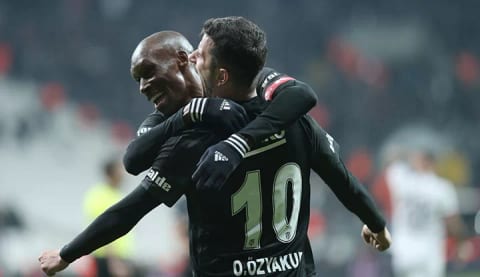 Atiba, en iyilerin arasında!
